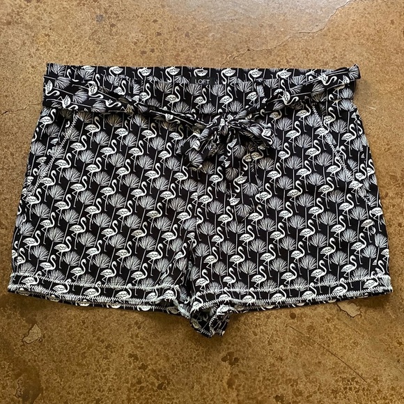 ANN Taylor Loft black and white flamingo tie waist shorts - Picture 1 of 7